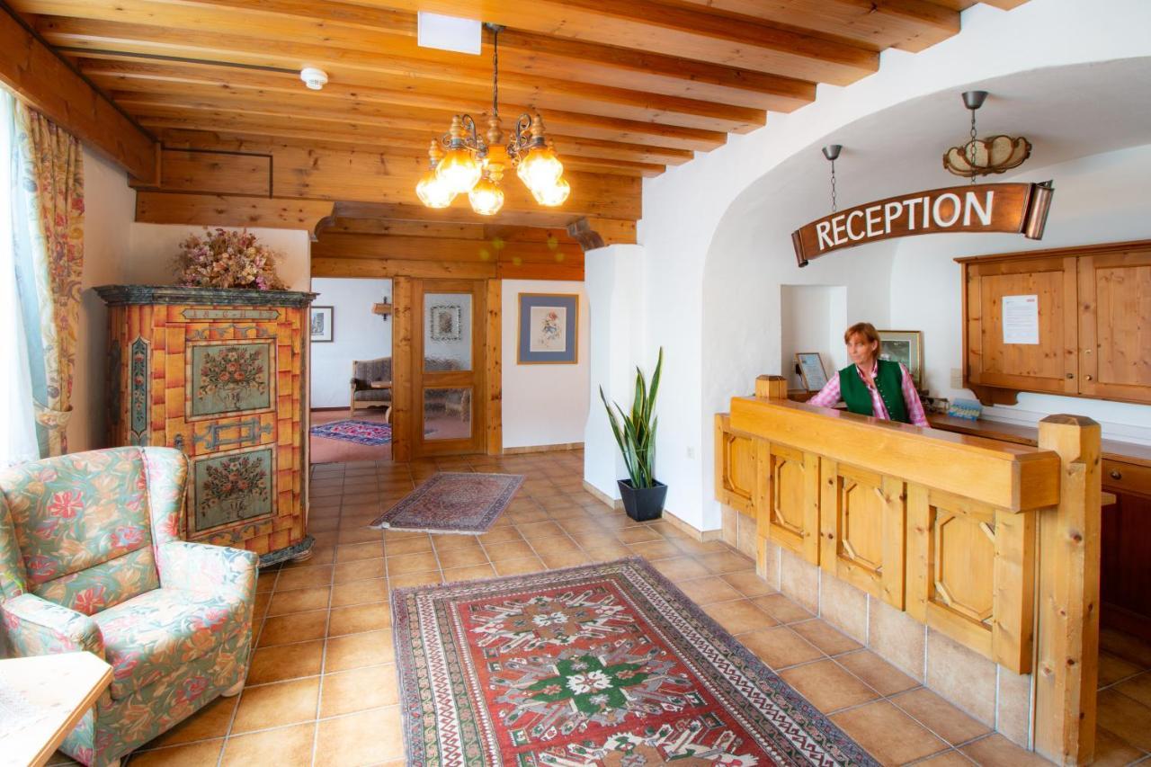 Sporthotel Flachauwinkl エクステリア 写真