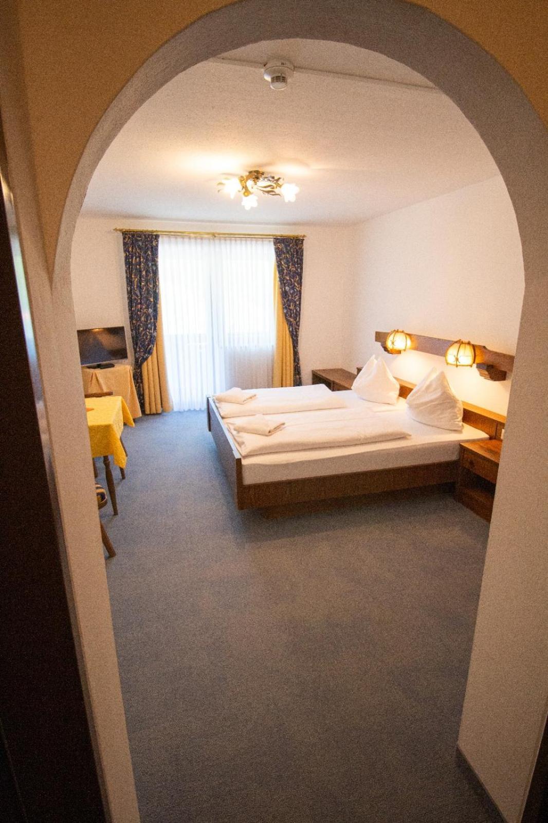 Sporthotel Flachauwinkl エクステリア 写真