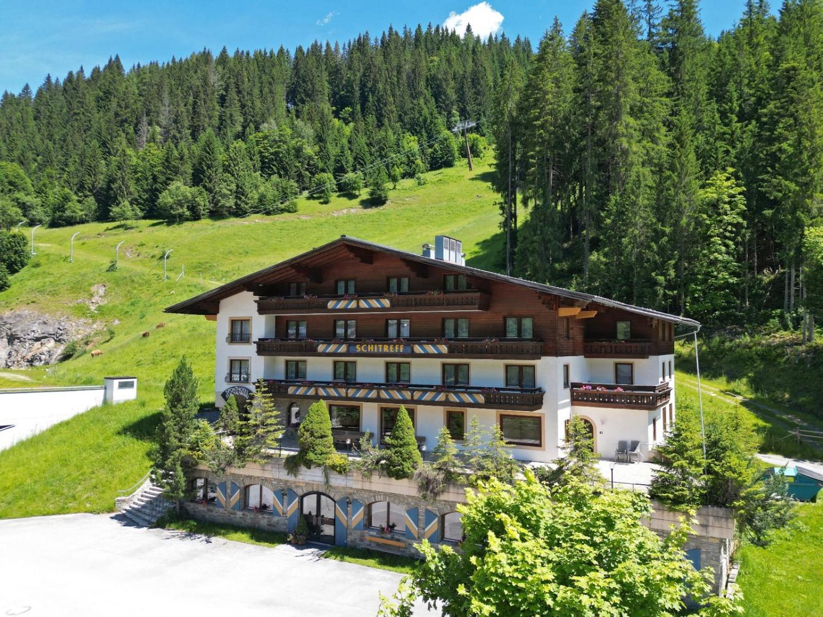 Sporthotel Flachauwinkl エクステリア 写真